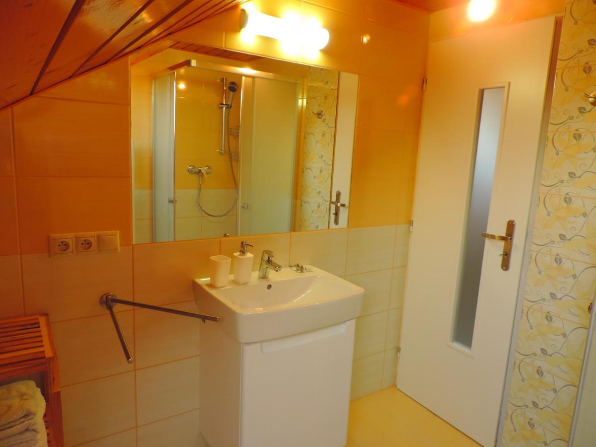Holiday Home Linda Liptovský Mikuláš Екстериор снимка