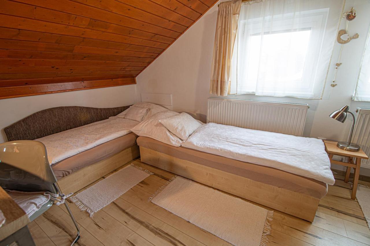 Holiday Home Linda Liptovský Mikuláš Екстериор снимка