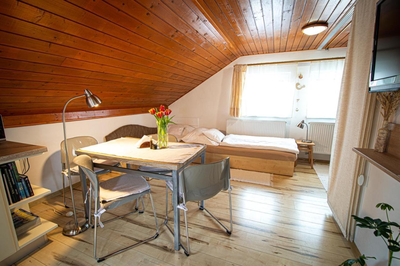 Holiday Home Linda Liptovský Mikuláš Екстериор снимка